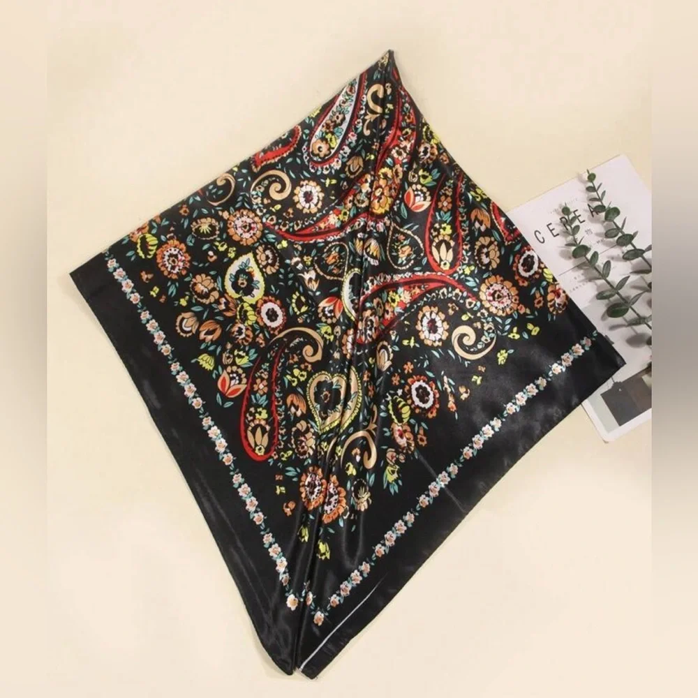 ✨Floral Black faux Silk Scarf